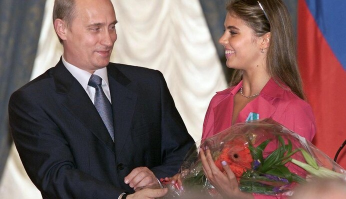 Потап высмеял будущее Путина меткой фотожабой с Алиной Кабаевой: фото