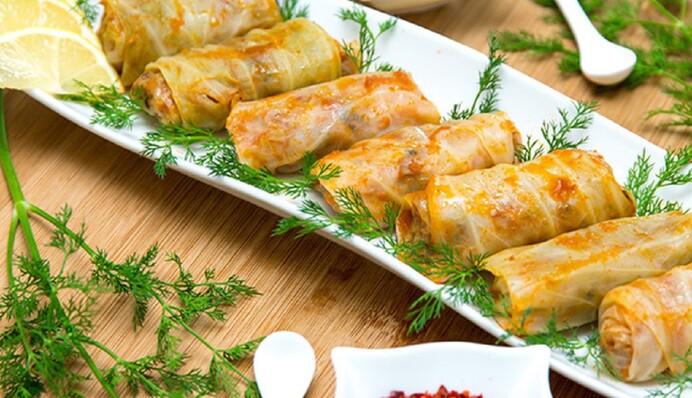 Как вкусно приготовить голубцы в духовке: простой рецепт