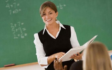 За неявку звільнення: чому українських вчителів змушують повертатися на війну