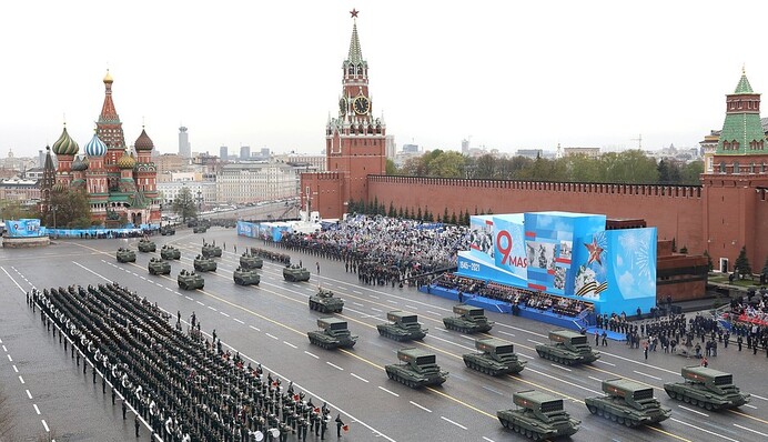 Новий руський нацизм: на що перетворила Росія день 9 травня