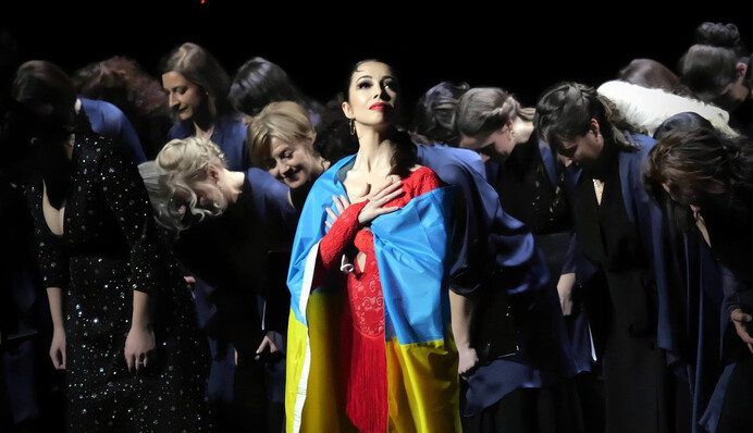 8 часов шли к границе: Катерина Кухар рассказала, как друзья вывозили ее детей из Украины