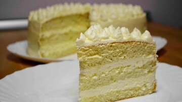 Як приготувати бісквітний торт Пломбір із ванільним кремом: простий рецепт
