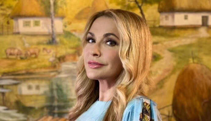 Вышью все, что очень люблю: Ольга Сумская в День вышиванки поделилась щемящим стихом