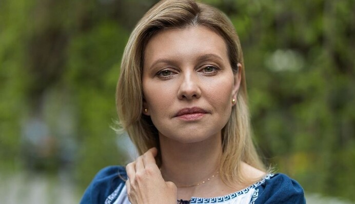 Война наполнила его новым смыслом: Зеленская поздравила украинцев с Днем вышиванки трогательными словами