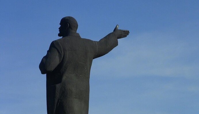 Никогда мы не будем братьями: как Украина рвет связи с россией