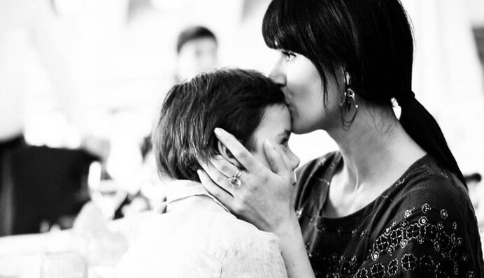 Не дав традиції перерватись: іменинниця Маша Єфросиніна показала, як зворушливо її привітав син