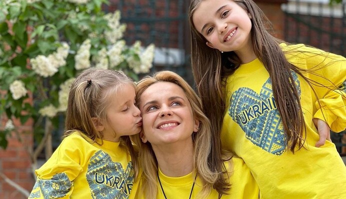 Тільки б щасливі були: Лілія Ребрик показала своїх доньок у День захисту дітей