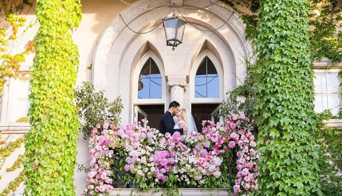 Клятви вірності та спекотні танці: Брітні Спірс показала кадри свого розкішного весілля