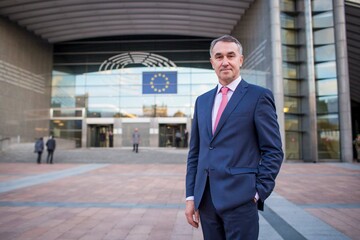 Мы делаем все, чтобы не промахнуться с Украиной на этот раз - депутат Евро­парламента