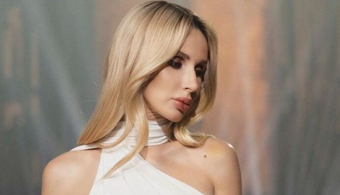 Светлана Лобода приехала в Ирпень и показала масштабы разрушений города под Киевом