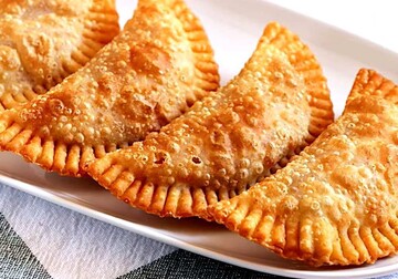 Готовим сочные и хрустящие чебуреки из теста на водке: простой рецепт