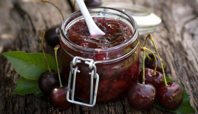 Как сделать густое варенье из черешни без косточек: рецепт на зиму