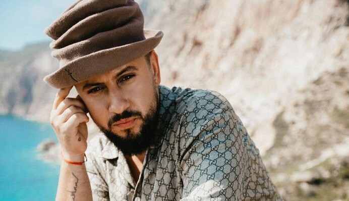 Їм із цим жити: Monatik висловився про артистів, які мовчать про війну