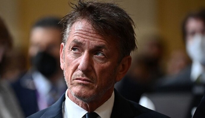 Шон Пенн снимает документальный фильм о войне в Украине: актер встретился с Зеленским