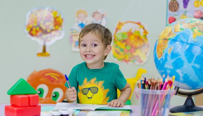 Співаючі директори та жодної 