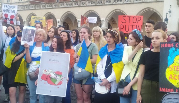 Нельзя молчать: украинцы напоминают Западу о пленных воинах из 