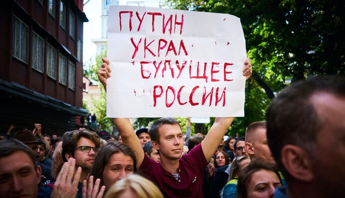 Навіть росіяни з мізками білки зрозуміли суть війни: як Путін переграв сам себе