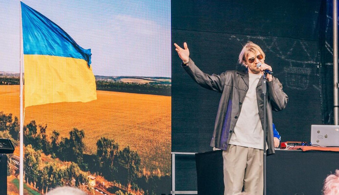 Члены семьи поддерживают войну: Иван Дорн рассказал о родственниках в России