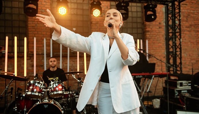 Жені було всього 25: ROXOLANA показала загиблого у Вінниці учасника своєї команди