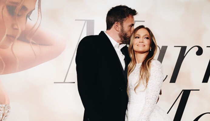 Мы это сделали: Дженнифер Лопес вышла замуж за Бена Аффлека и раскрыла подробности свадьбы