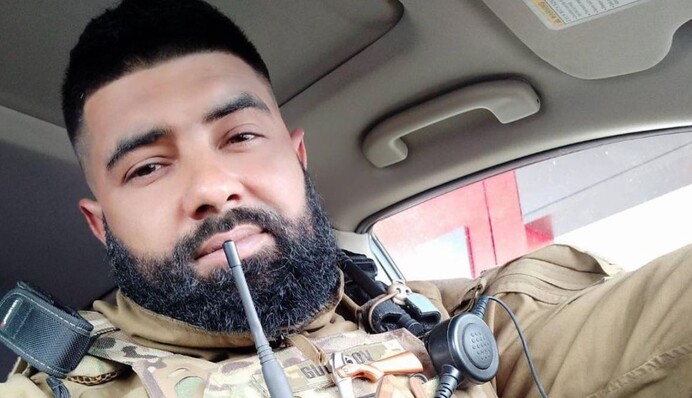 На фронті загинув український телеведучий Карім Гуламов