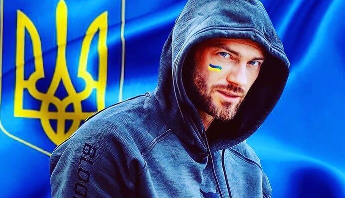 Влад Яма вперше розповів, де знаходиться під час війни і як йому вдалося виїхати з України