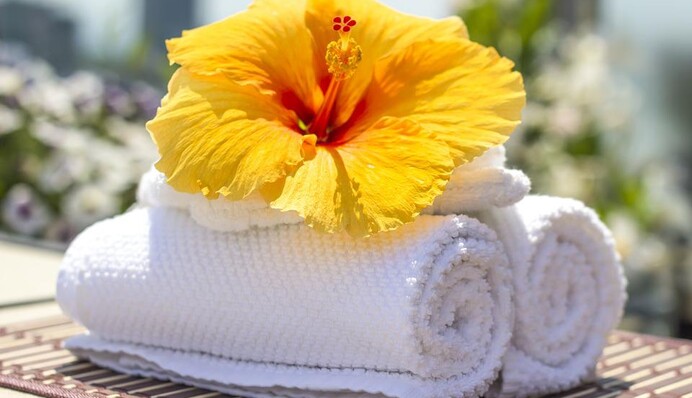 Махрові рушники стали жорсткими після прання: 6 способів повернути їм м'якість