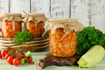 Как приготовить вкусные кабачки с рисом на зиму: классический рецепт