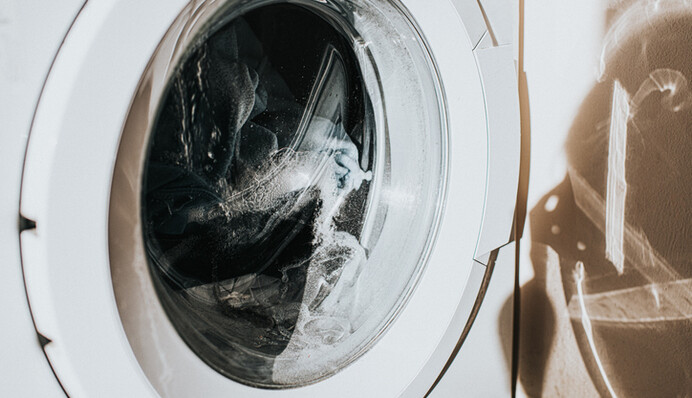 Как избавиться от неприятного запаха в стиральной машине: простые лайфхаки