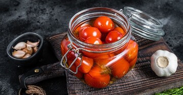 Как сделать вкусные квашеные помидоры за 3 дня: быстрый рецепт