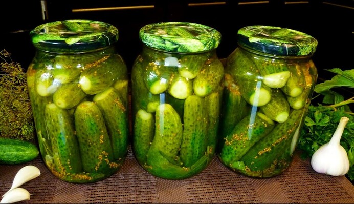 Як закрити на зиму французькі огірки з гірчицею: рецепт Лілії Цвіт