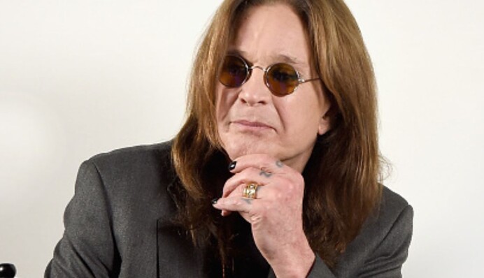 Оззи Осборн выпустит новый альбом на виниле в цветах флага Украины