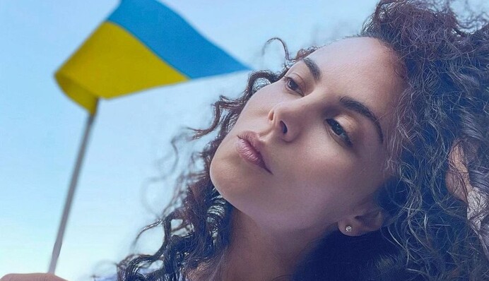 Коли мине війна. Настя Каменських надихнула українців новою піснею про справжнє кохання