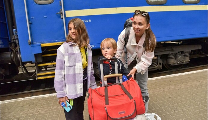 Допомога українцям за кордоном: як польську гостинність скерувати у правильне русло