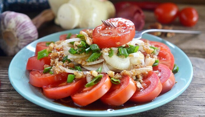 Так ви ще не готували. Швидкий рецепт маринованих помідорів у соєвому соусі