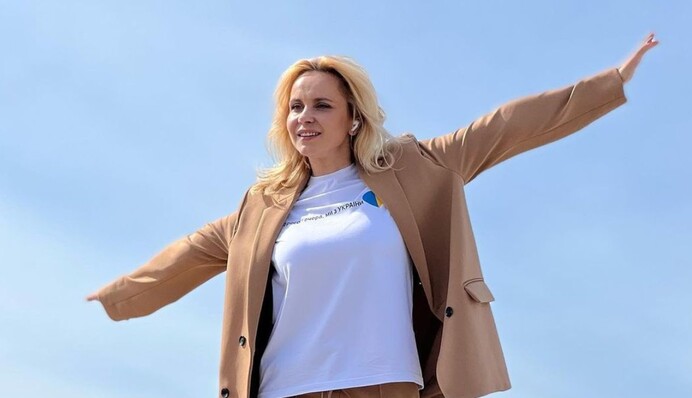 Бывших гимнасток не бывает: 41-летняя Лилия Ребрик удивила гибкостью и грациозностью