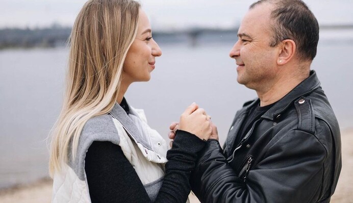 Жена Виктора Павлика вспомнила, как в 16 лет певец помог ей пережить несчастливую любовь