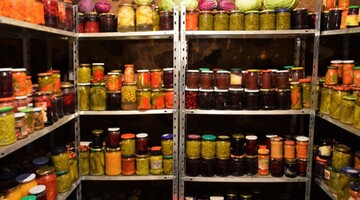 Як підсушити вологий погріб перед холодами: найпростіші способи