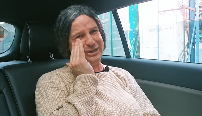 Душевно, по-домашньому: комік Великий влучно спародував росіянку, яка втекла з Криму після вибухів