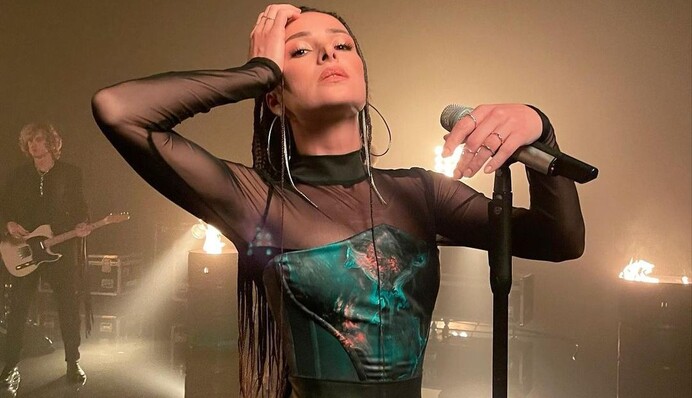 Соромно і прикро: Злата Огнєвіч показала, як російські співачки вкрали її пісню