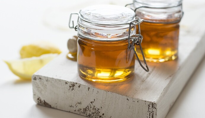 Як вибрати якісний мед і розпізнати підробку: корисні поради покупцям