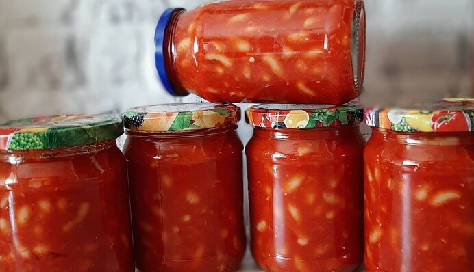 Замість консерви з магазину. Рецепт домашньої квасолі в томатному соусі на зиму