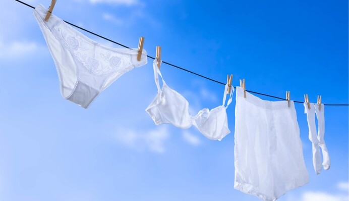 Як повернути білий колір спідній білизні: простий лайфхак, який варто знати