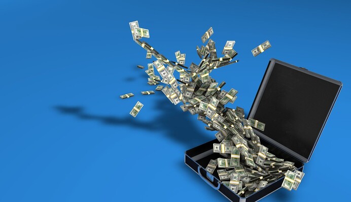 Війна б'є по економіці: чи загрожує Україні 