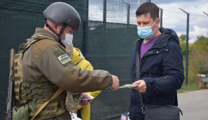 Обучение по-новому и выезд мужчин за границу: что изменится в Украине с 1 сентября