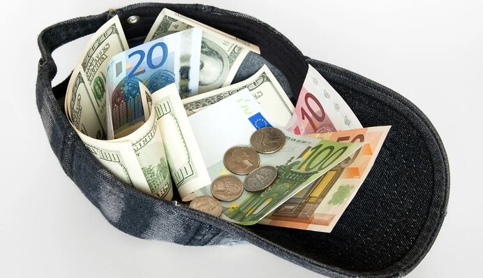 Общипать гуся: украинские обменники обложат налогом по предоплате