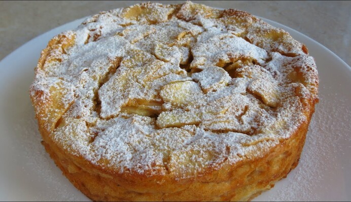 Смачніше, ніж звичайна шарлотка. Рецепт яблучного пирога, який вас вразить