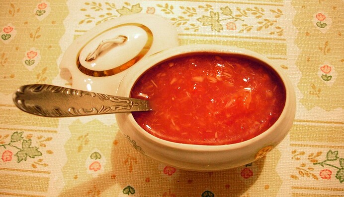 Як закрити сиру аджику з хроном: простий рецепт хріновини на зиму