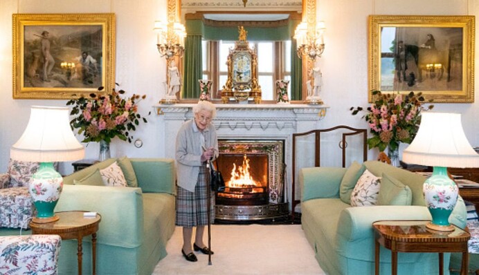 Вона явно була хвора: Борис Джонсон згадав останню зустріч із Єлизаветою ІІ перед її смертю