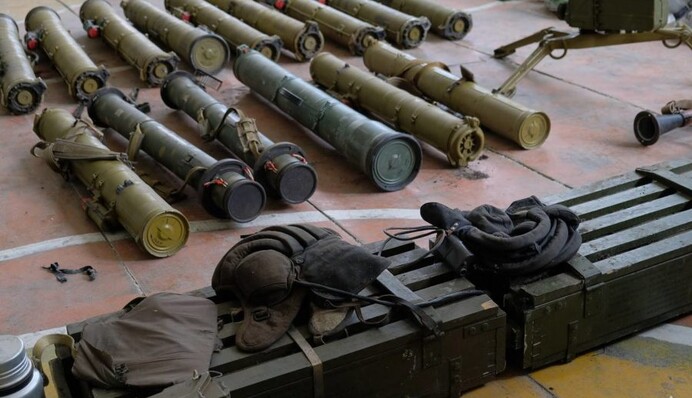 Російський 